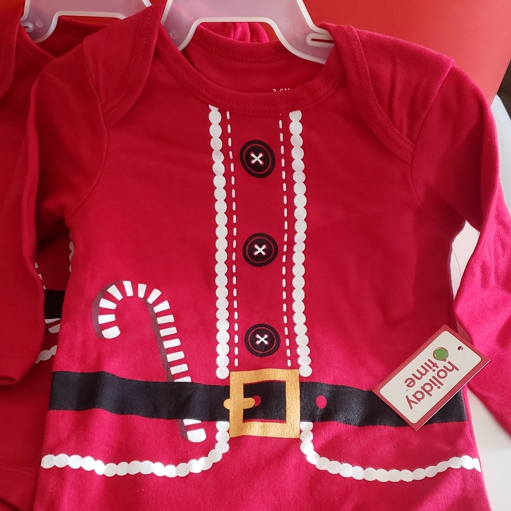 🆕️Holiday Time Santa Onesie Unisex
